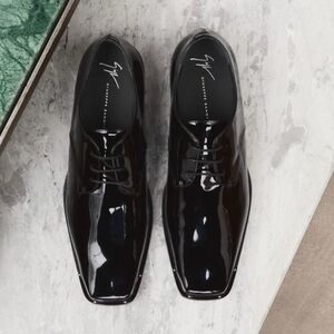 Giuseppe Zanotti Glossy Black Oxfords
